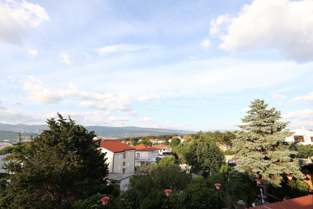 Guest House Zeba & Riviera Šilo Esterno foto