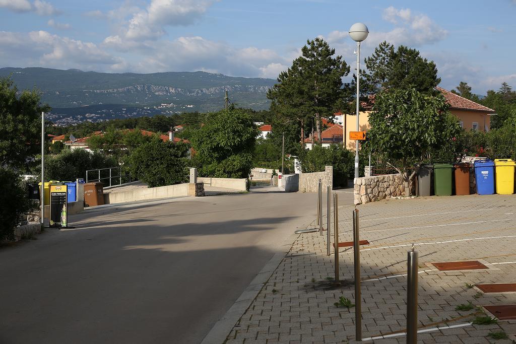 Guest House Zeba & Riviera Šilo Esterno foto