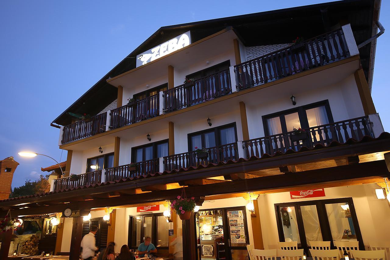 Guest House Zeba & Riviera Šilo Esterno foto