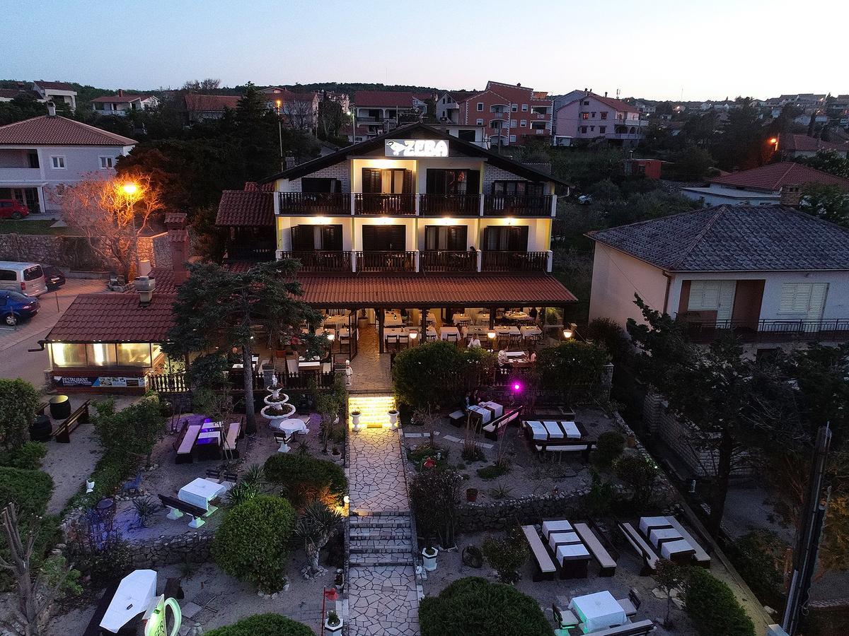 Guest House Zeba & Riviera Šilo Esterno foto